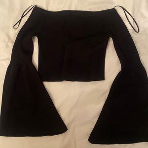 Strapless off the shoulder black crop with wide sleeves